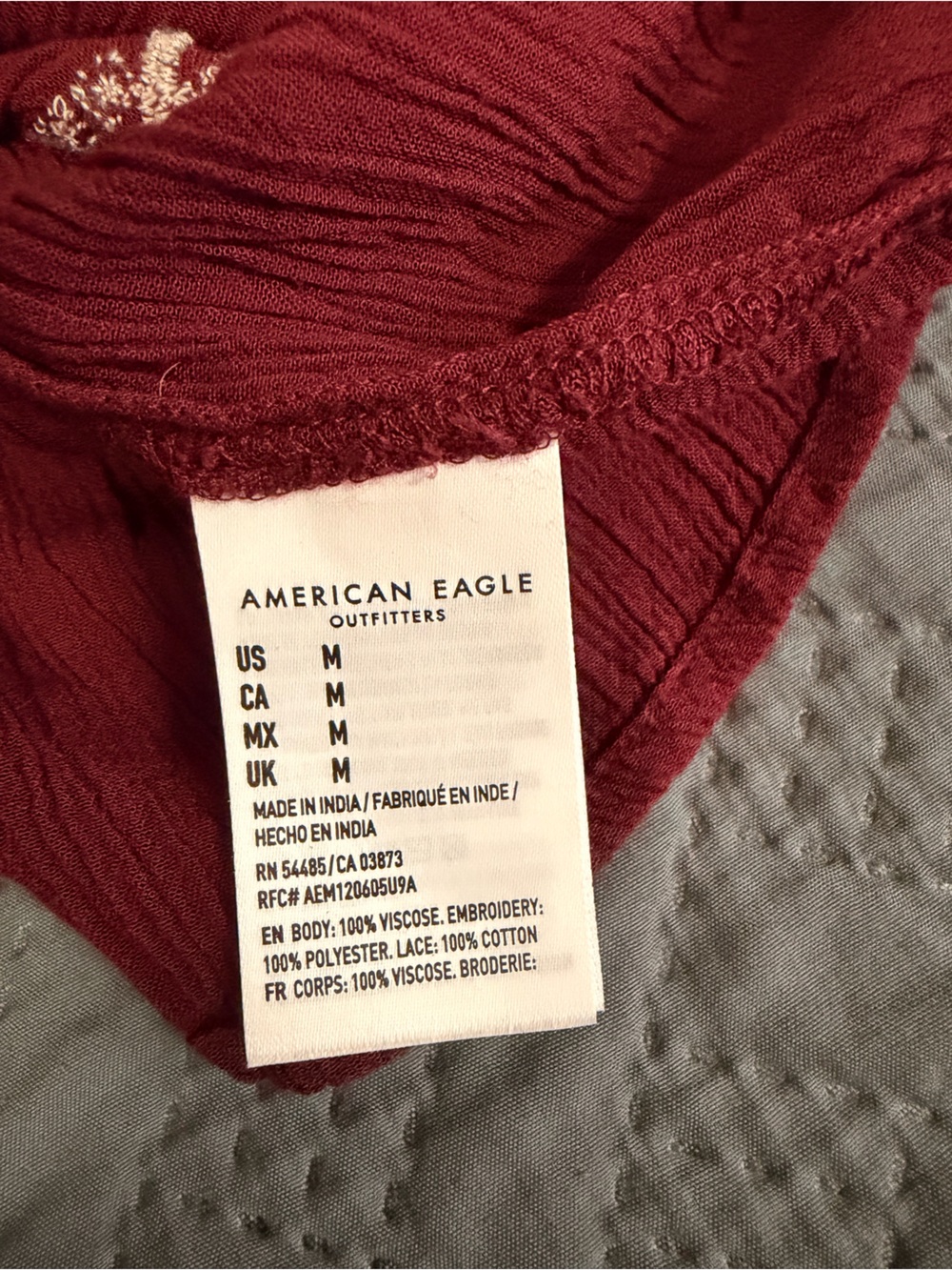 Boho American Eagle Outfitters Sz M Burgundy Embroidered Peasant Tunic - Picture 6 of 9